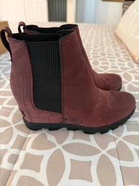 Sorel- Women’s Chelsea Ankle Boots - Stylish Slip-On Comfort